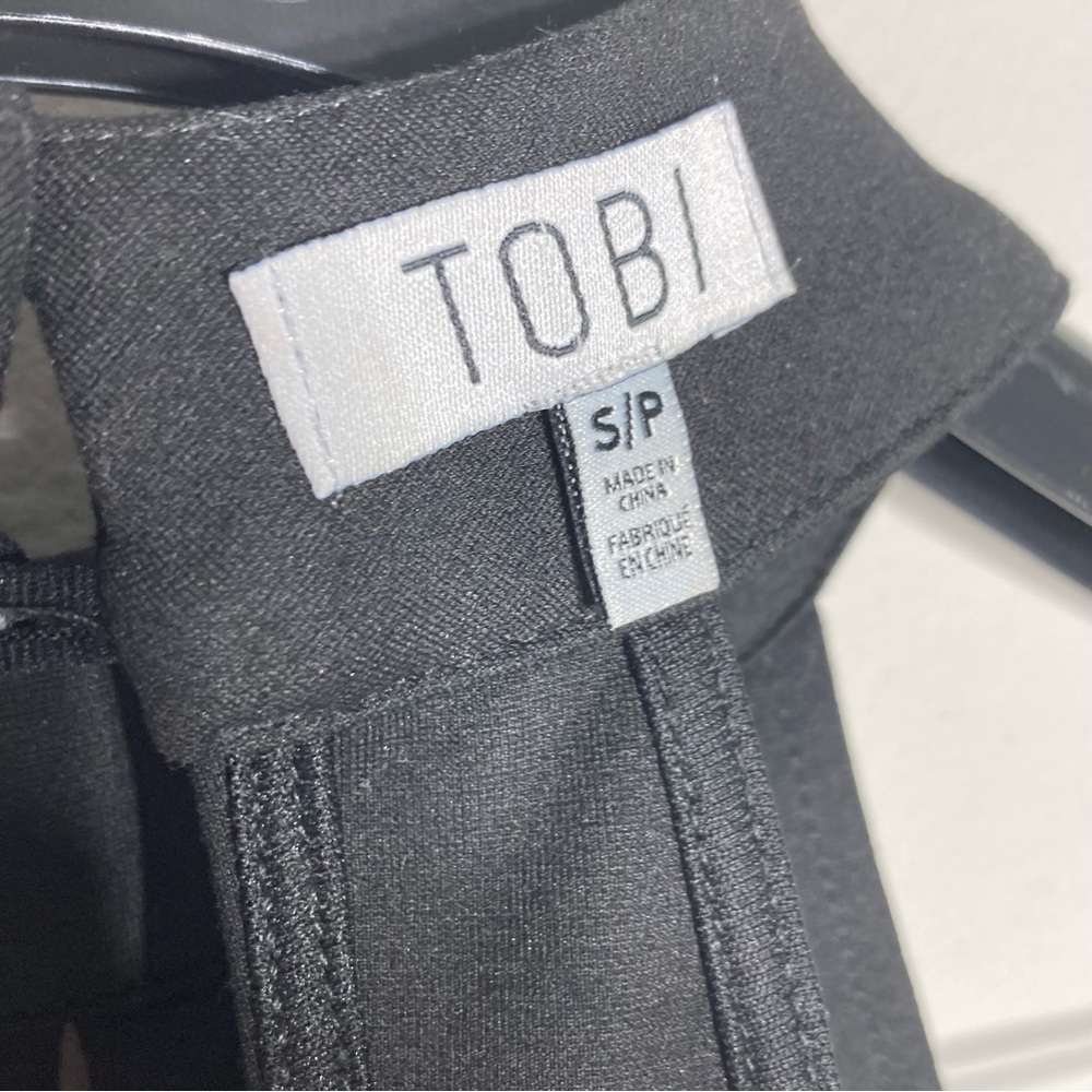 TOBI | Black Lace Up Halter Neck Dress - Picture 9 of 15